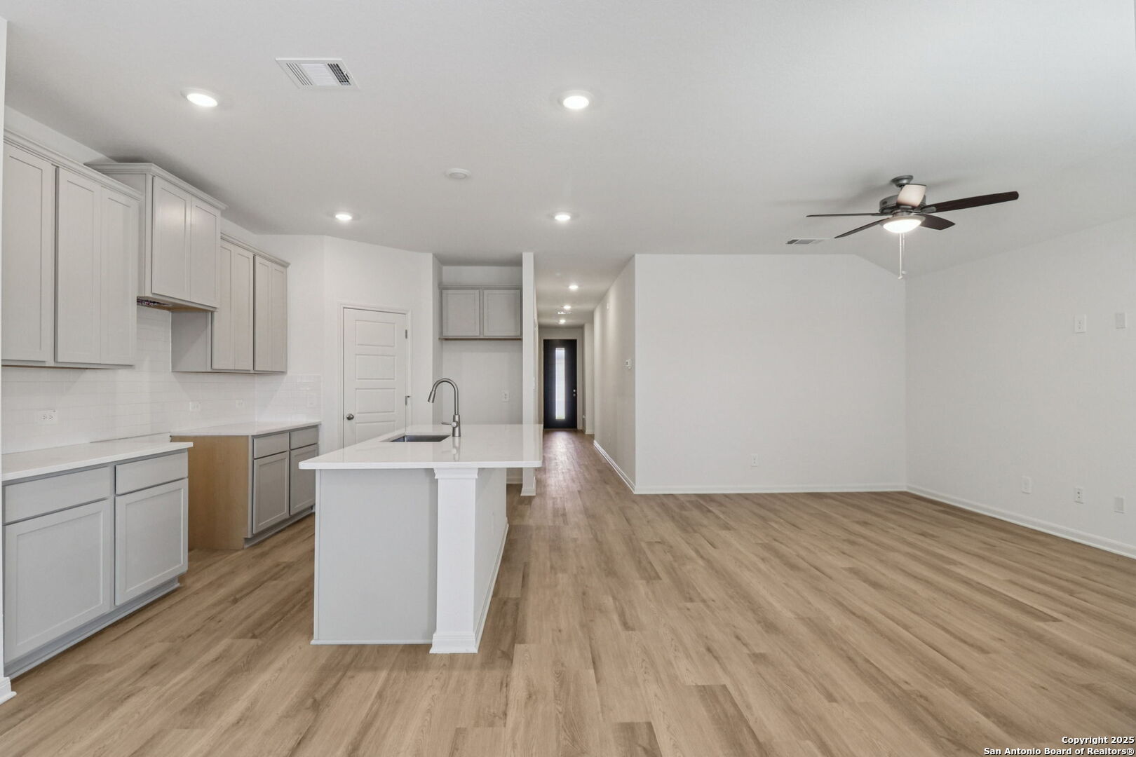 1321 Lydian Broom San Antonio TX 78245