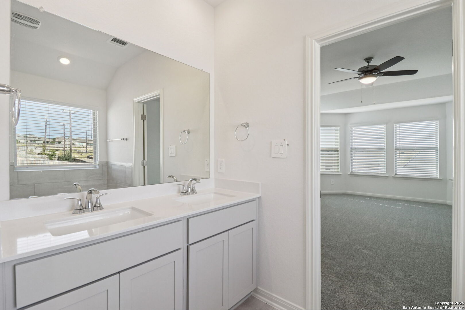 1321 Lydian Broom San Antonio TX 78245