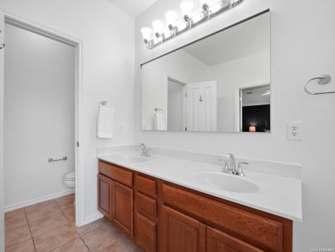 25611 Preserve Crest San Antonio TX 78261