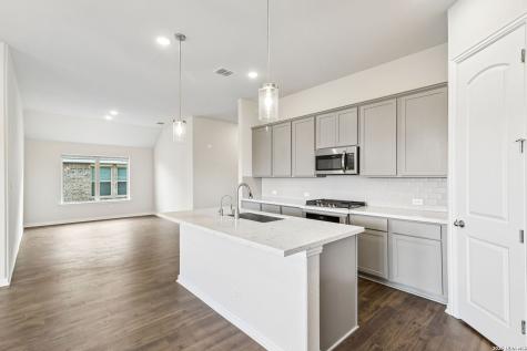 2137 Shepards Street Seguin TX 78155