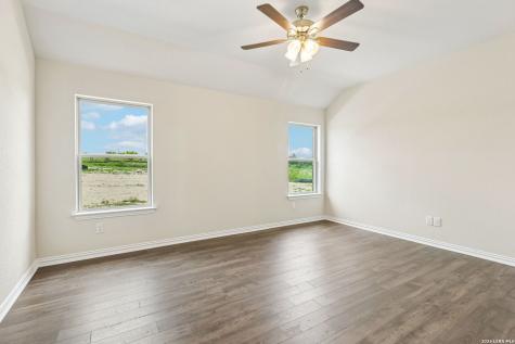 2137 Shepards Street Seguin TX 78155