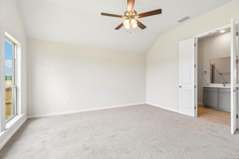 2137 Shepards Street Seguin TX 78155