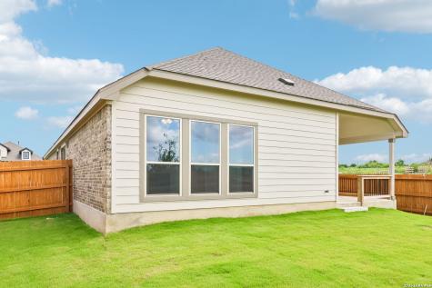 2137 Shepards Street Seguin TX 78155