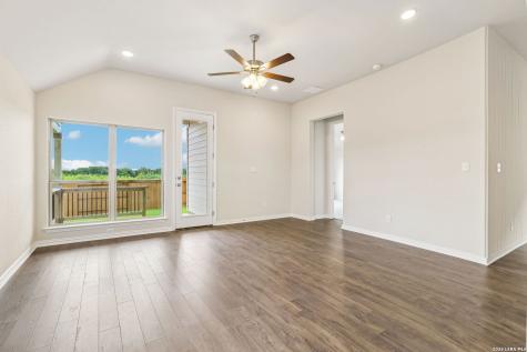 2137 Shepards Street Seguin TX 78155