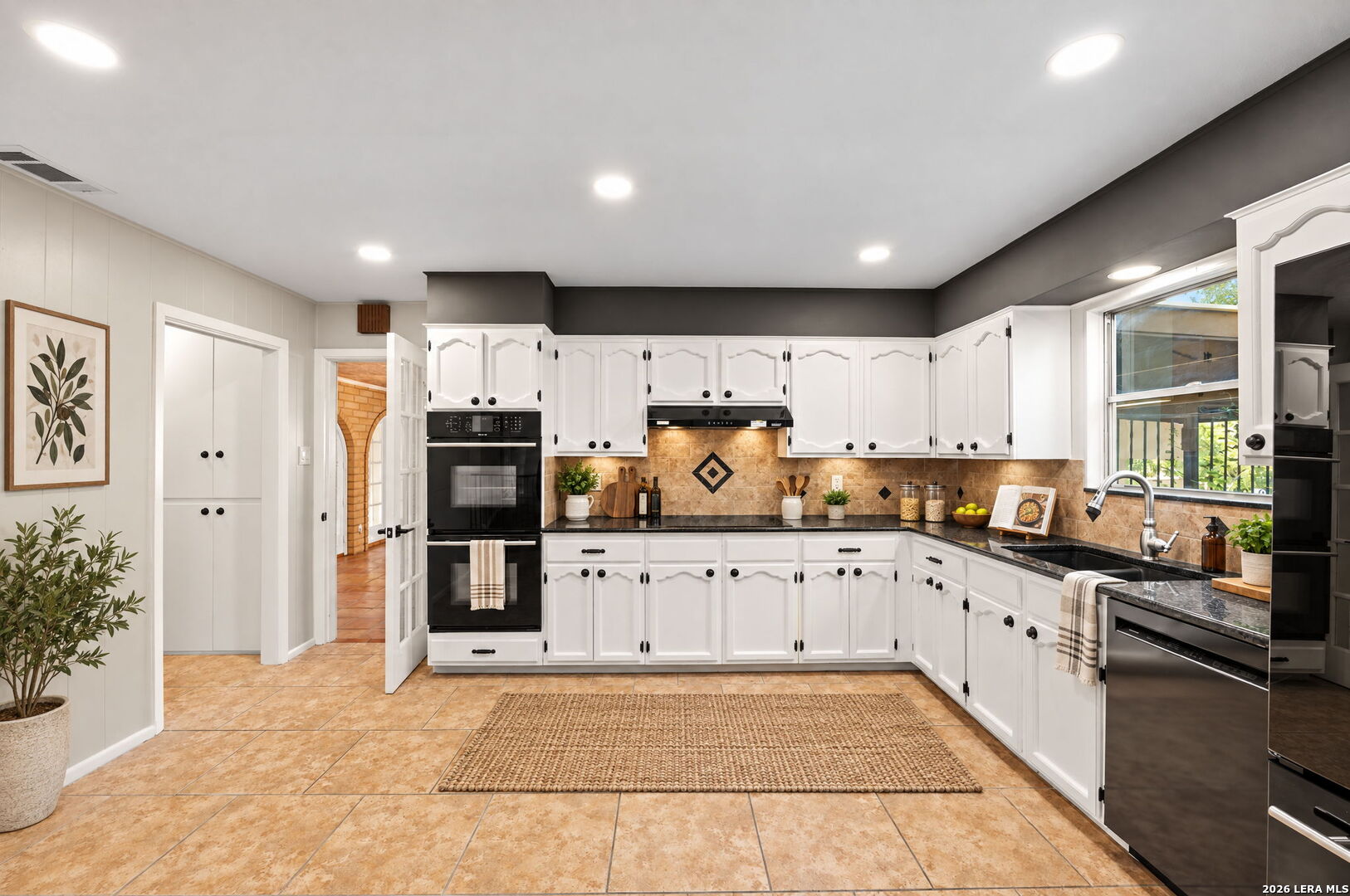 4227 Laurel Trail San Antonio TX 78240