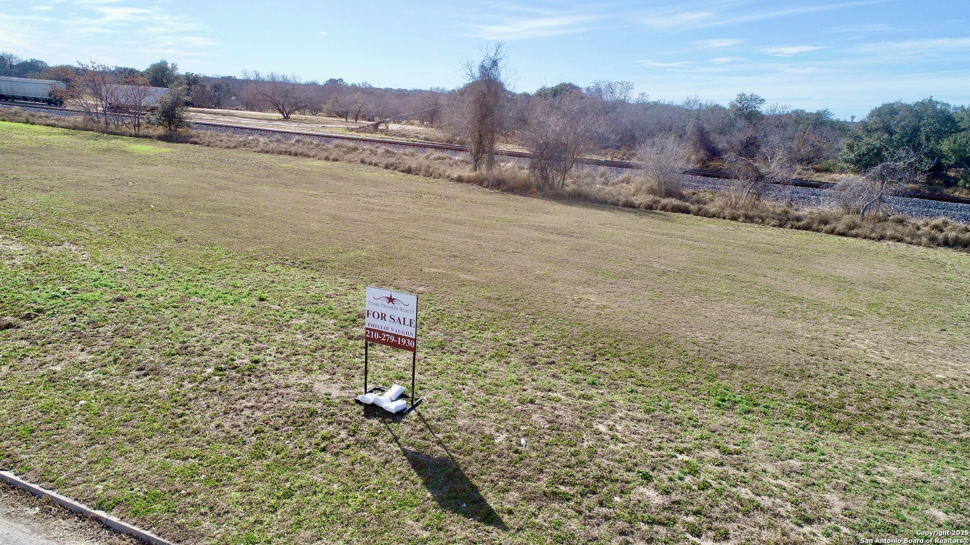 1617 First Street Pleasanton TX 78064