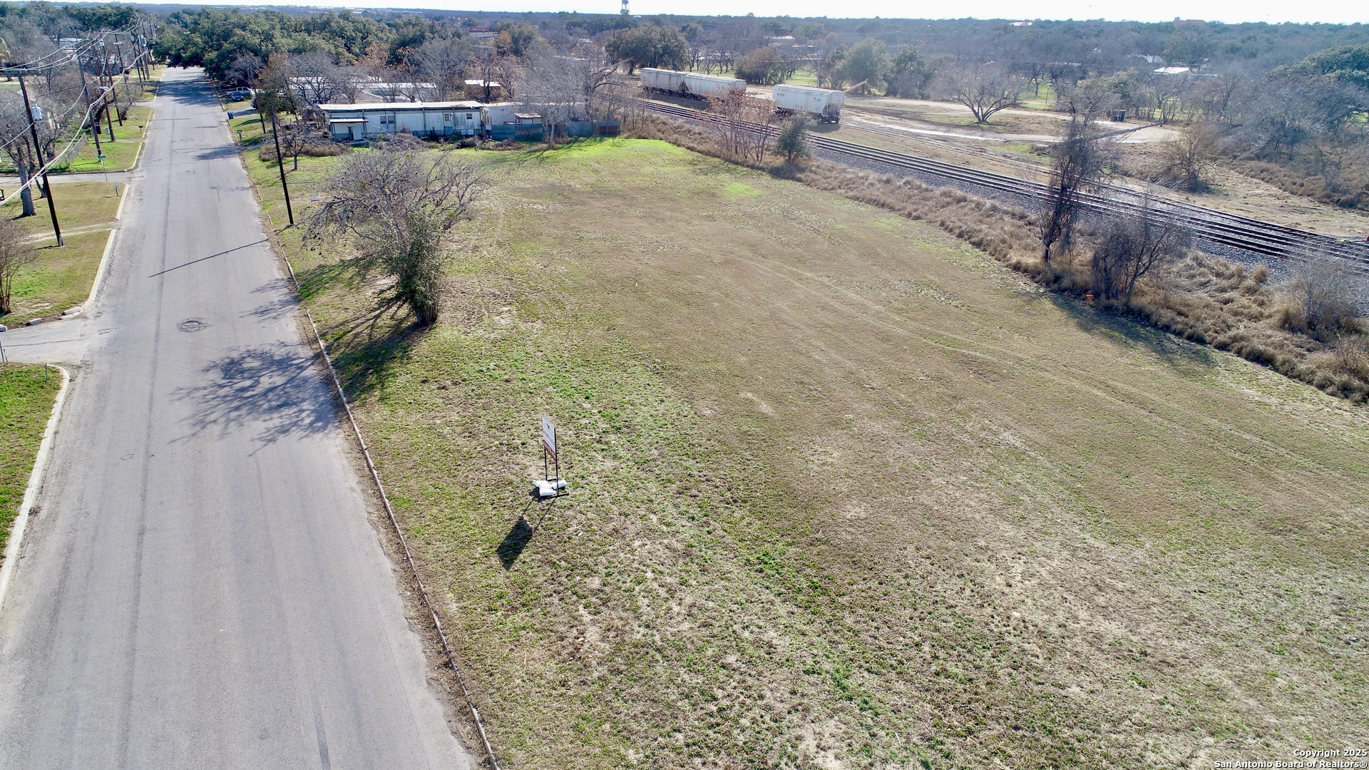 1617 First Street Pleasanton TX 78064