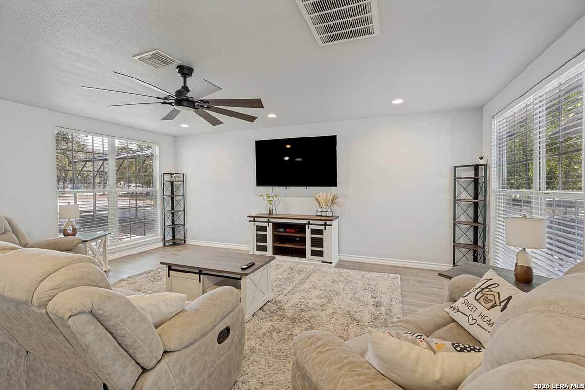200 Oak Hollow Drive La Vernia TX 78121