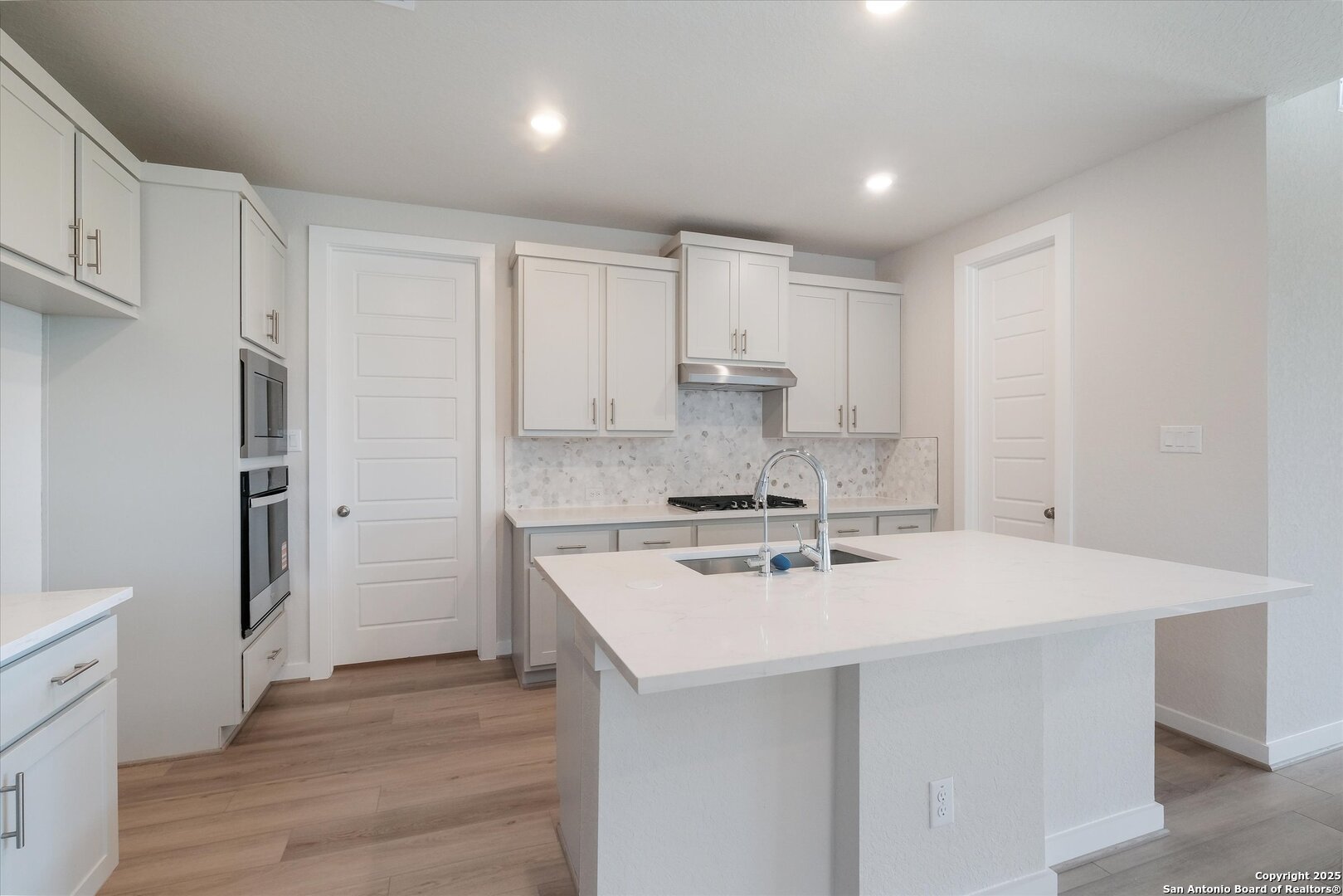 444 Foxbrook Way Cibolo TX 78108