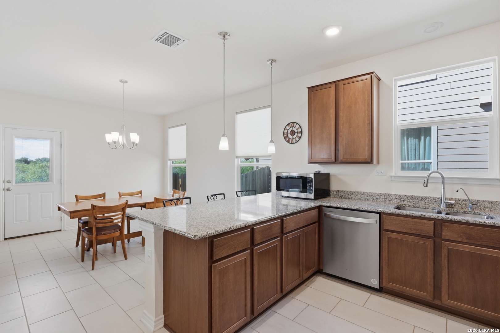 5942 Foster Bend San Antonio TX 78244