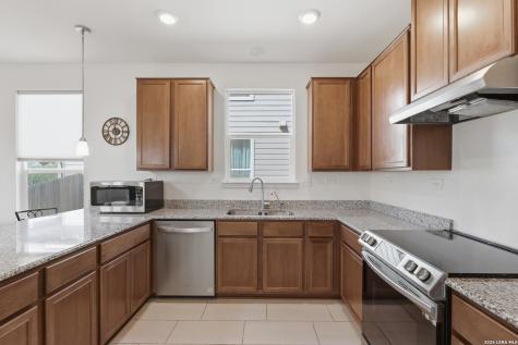 5942 Foster Bend San Antonio TX 78244