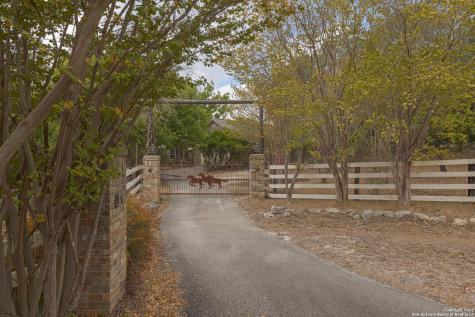 32371 Smokehouse Bulverde TX 78163