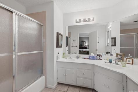 414 Schryver Street Boerne TX 78006