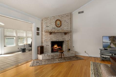 2422 Shadow Cliff Street San Antonio TX 78232