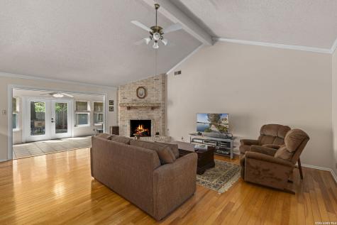 2422 Shadow Cliff Street San Antonio TX 78232