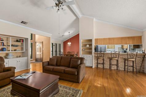 2422 Shadow Cliff Street San Antonio TX 78232