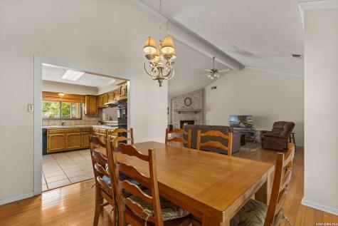 2422 Shadow Cliff Street San Antonio TX 78232