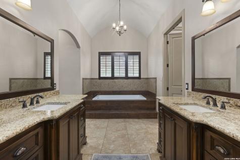 271 Copper Trace New Braunfels TX 78132