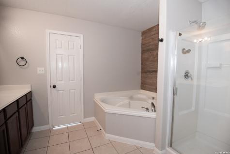 5423 Chase Canyon San Antonio TX 78252