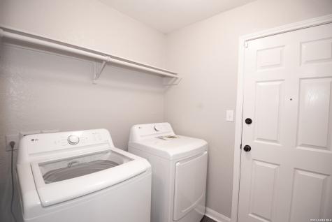 5423 Chase Canyon San Antonio TX 78252