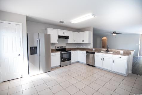 5423 Chase Canyon San Antonio TX 78252