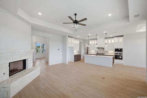 171 Pradera Ridge Drive Floresville TX 78114