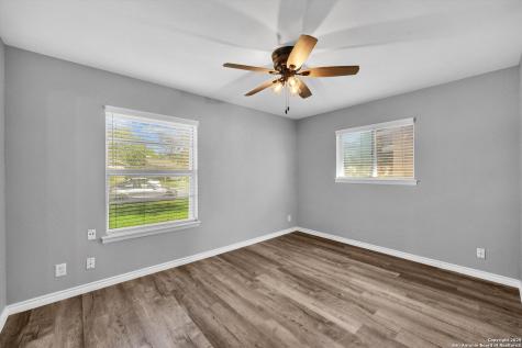 5202 Coral Mist Kirby TX 78219
