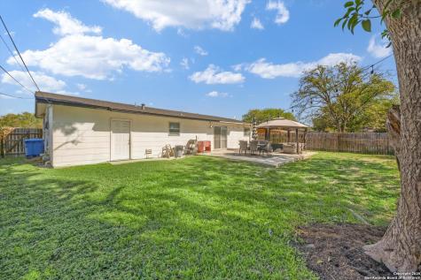 5202 Coral Mist Kirby TX 78219