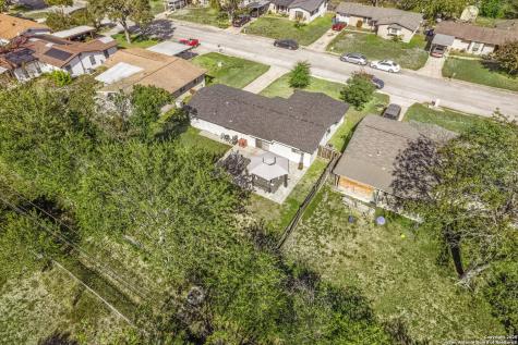 5202 Coral Mist Kirby TX 78219