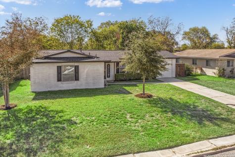 5202 Coral Mist Kirby TX 78219