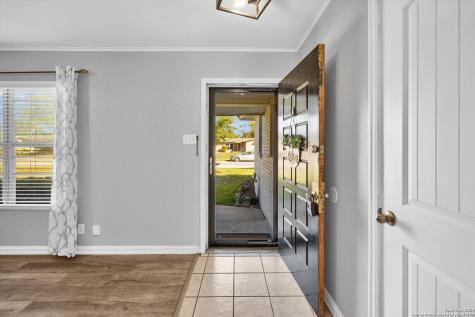 5202 Coral Mist Kirby TX 78219