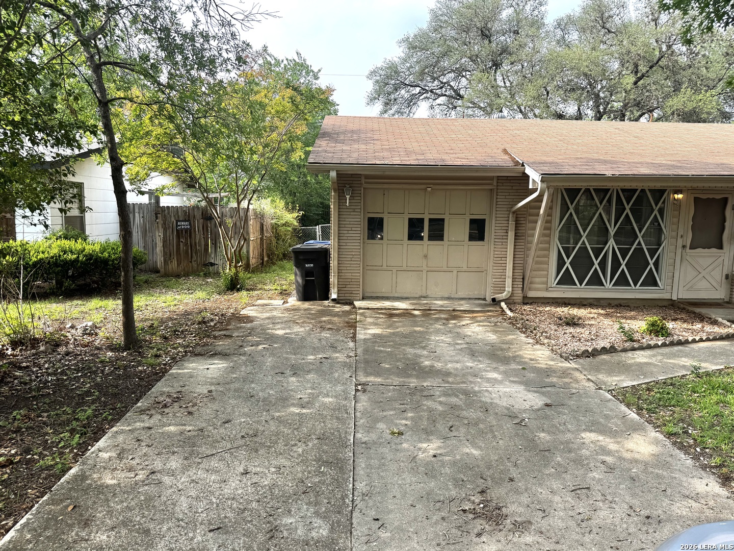 6327 Flint Rock San Antonio TX 78238