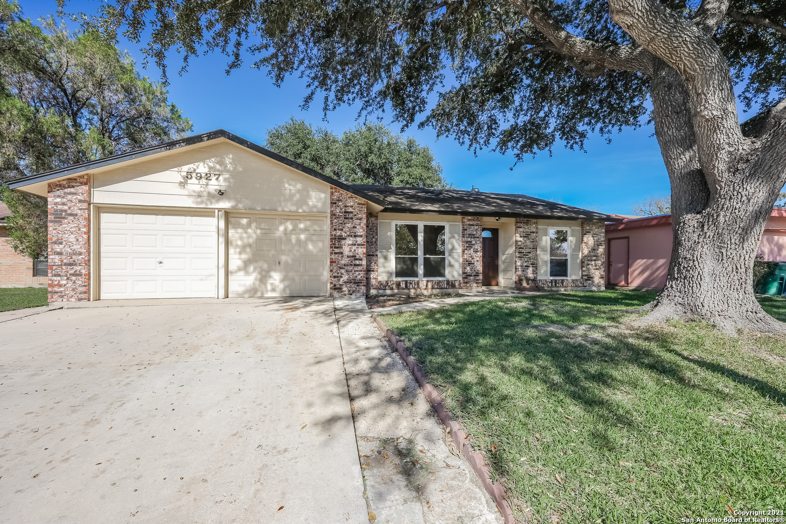 5927 Lake Nacoma Street San Antonio TX 78222