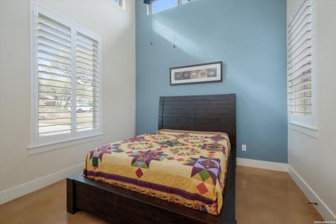 26003 Hootananny San Antonio TX 78260