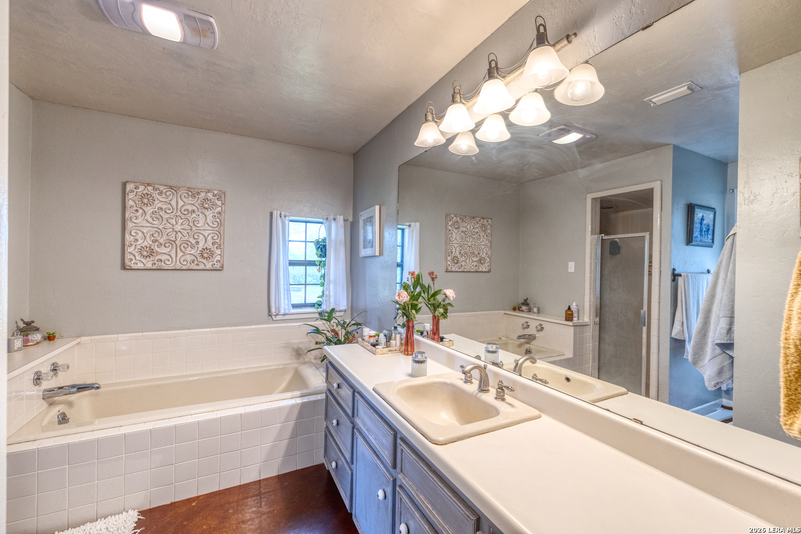 335 Sunset Ridge Uvalde TX 78801