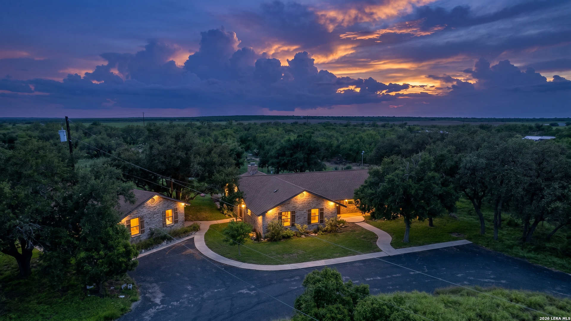335 Sunset Ridge Uvalde TX 78801