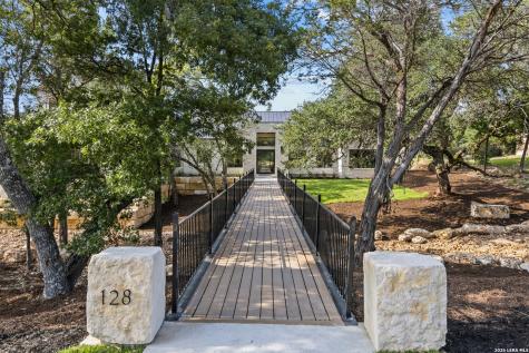 128 Balcones Bend Boerne TX 78006