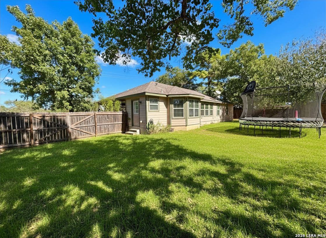 128 Dunning Gonzales TX 78629