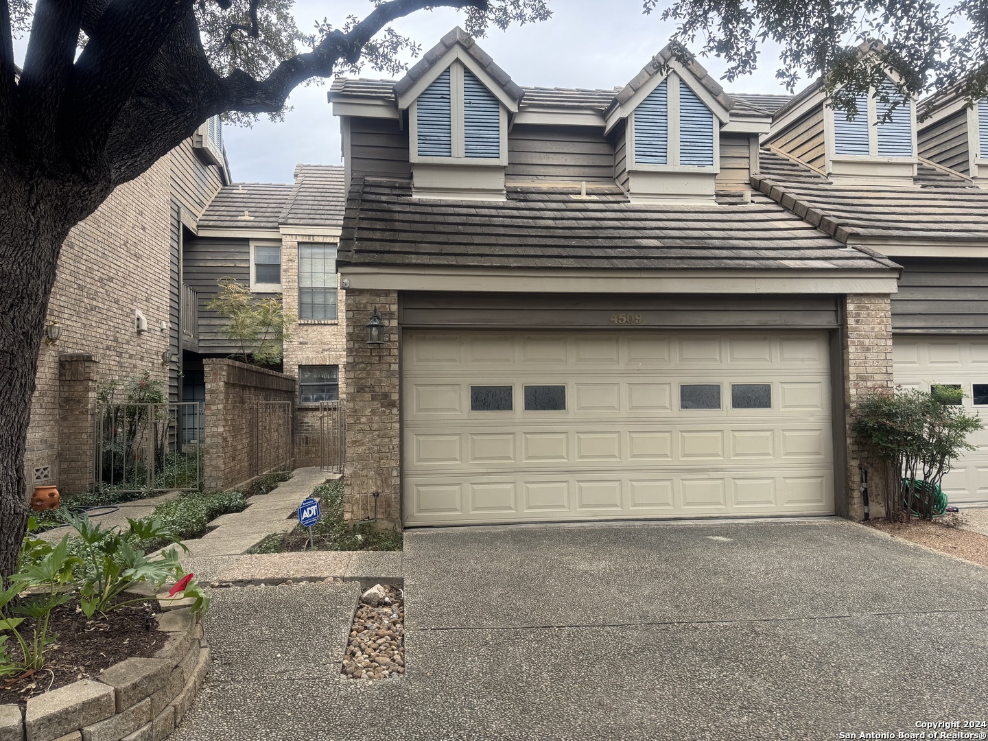 4509 Smokey Wood Lane San Antonio TX 78249