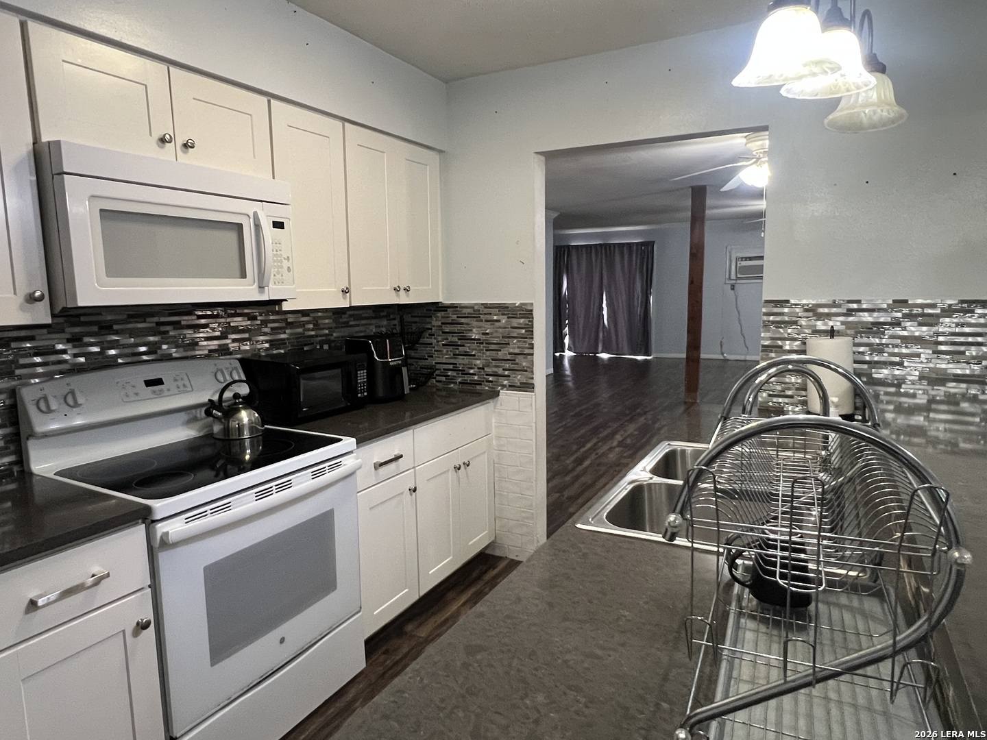 3323 Coconino Drive San Antonio TX 78211