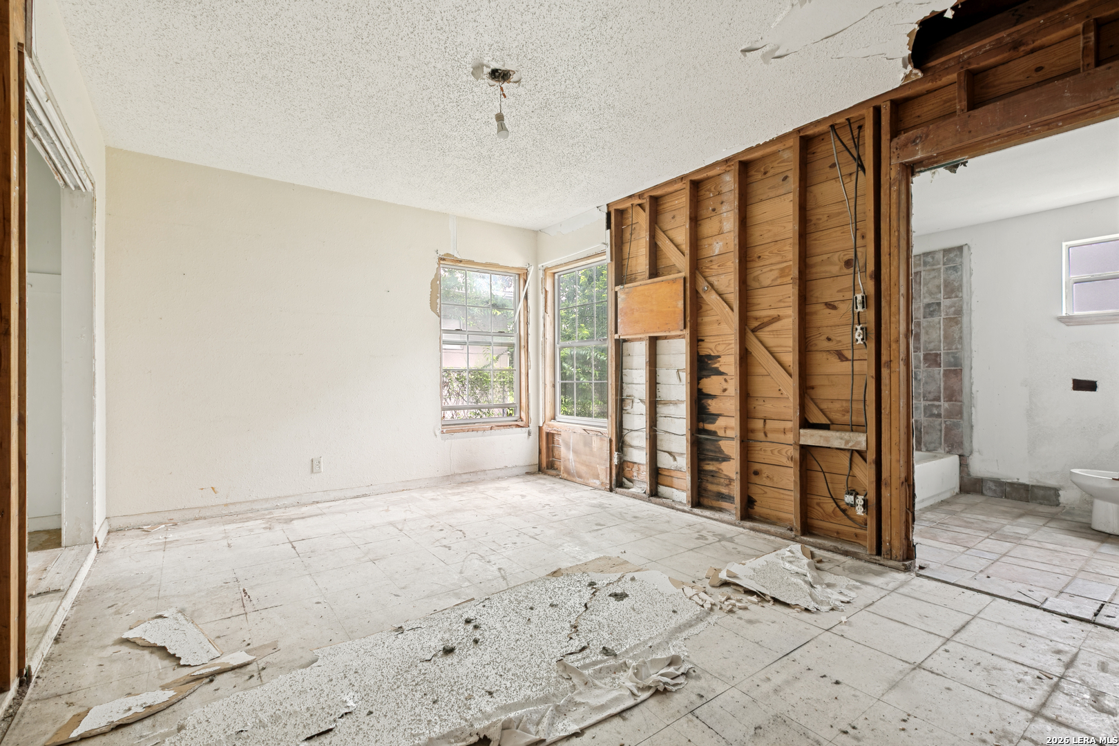518 Hillwood San Antonio TX 78213