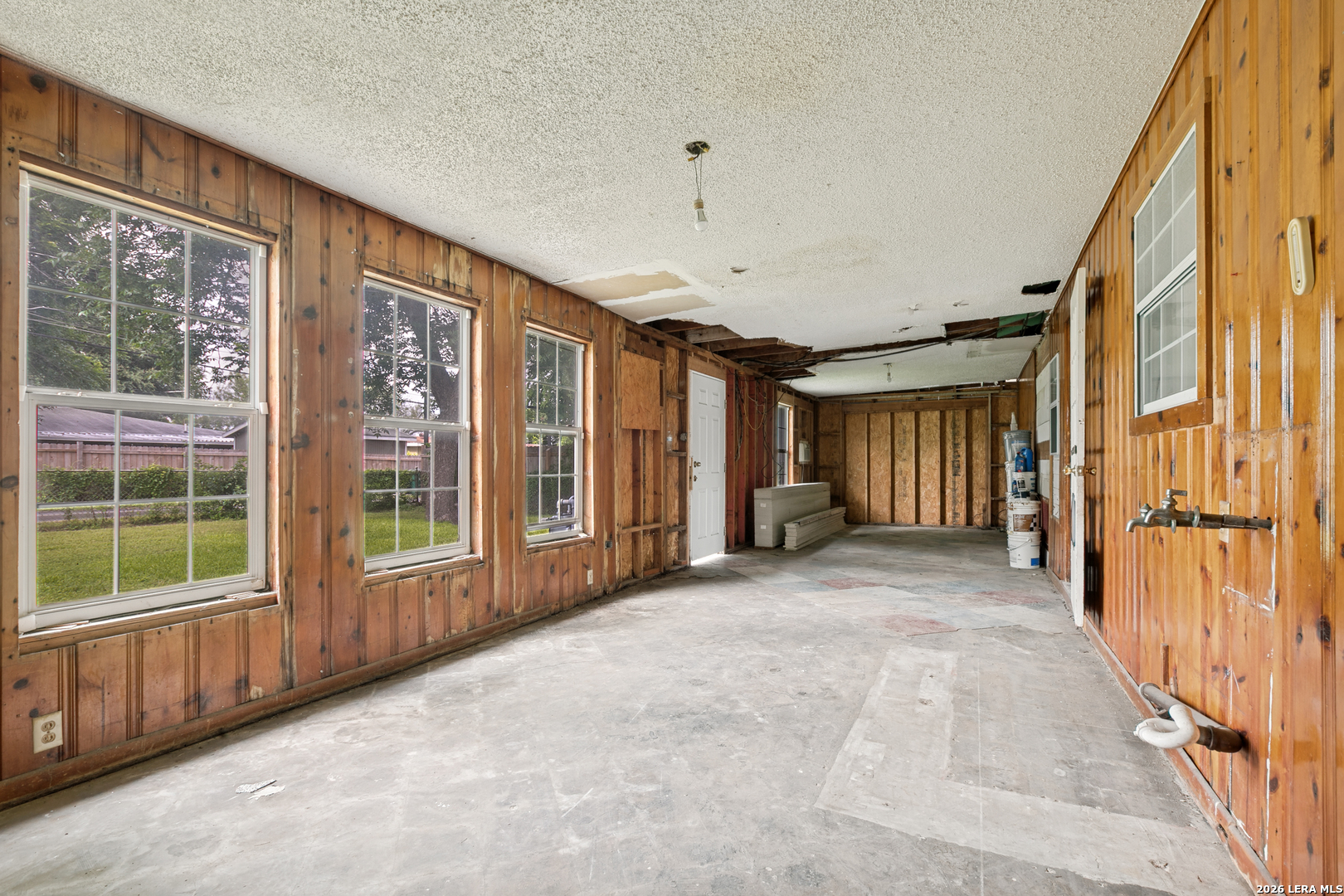 518 Hillwood San Antonio TX 78213