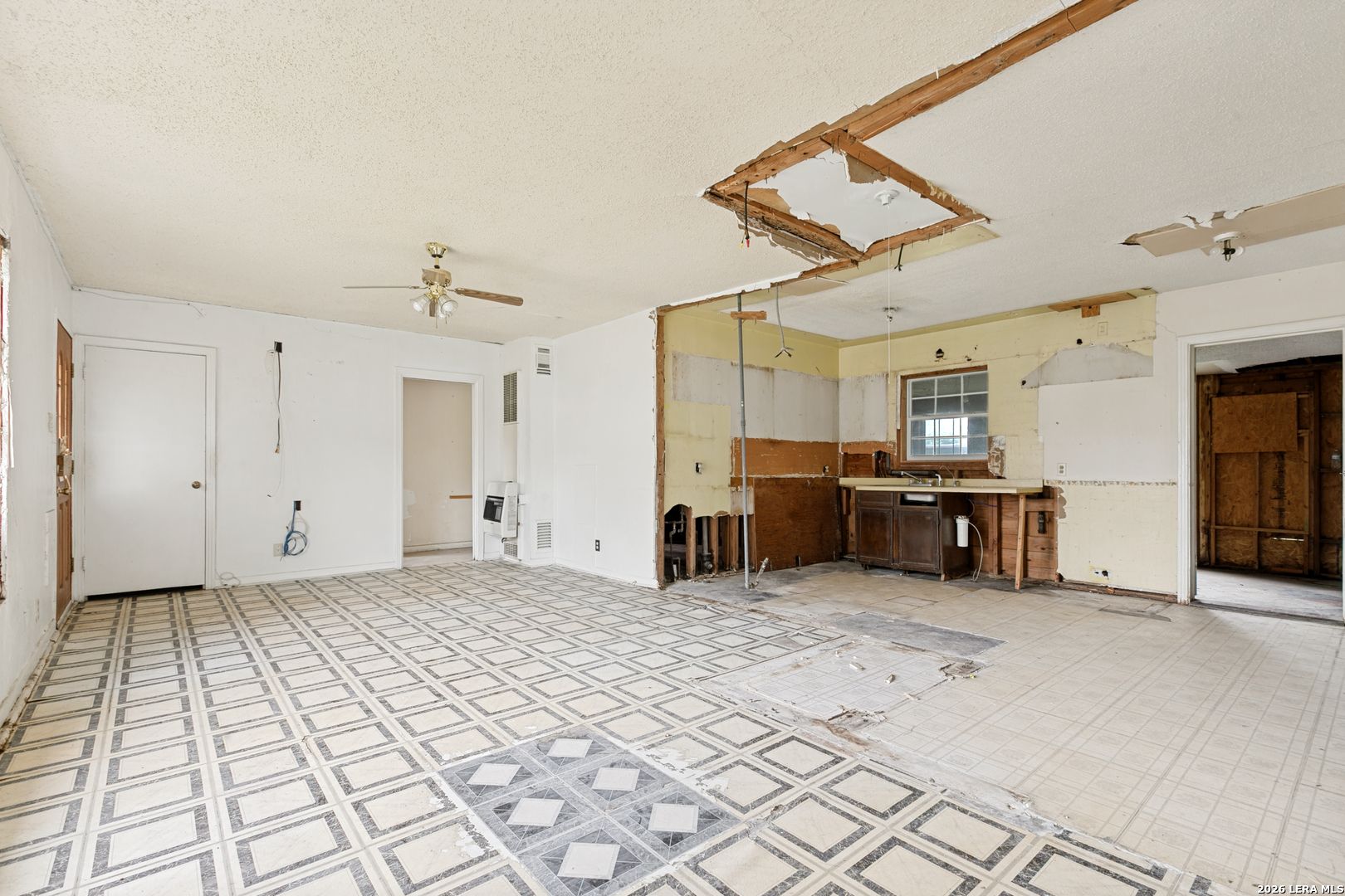518 Hillwood San Antonio TX 78213