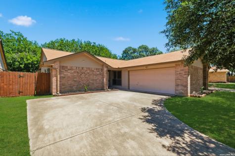 6312 Shady Green San Antonio TX 78250