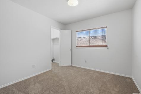 6312 Shady Green San Antonio TX 78250