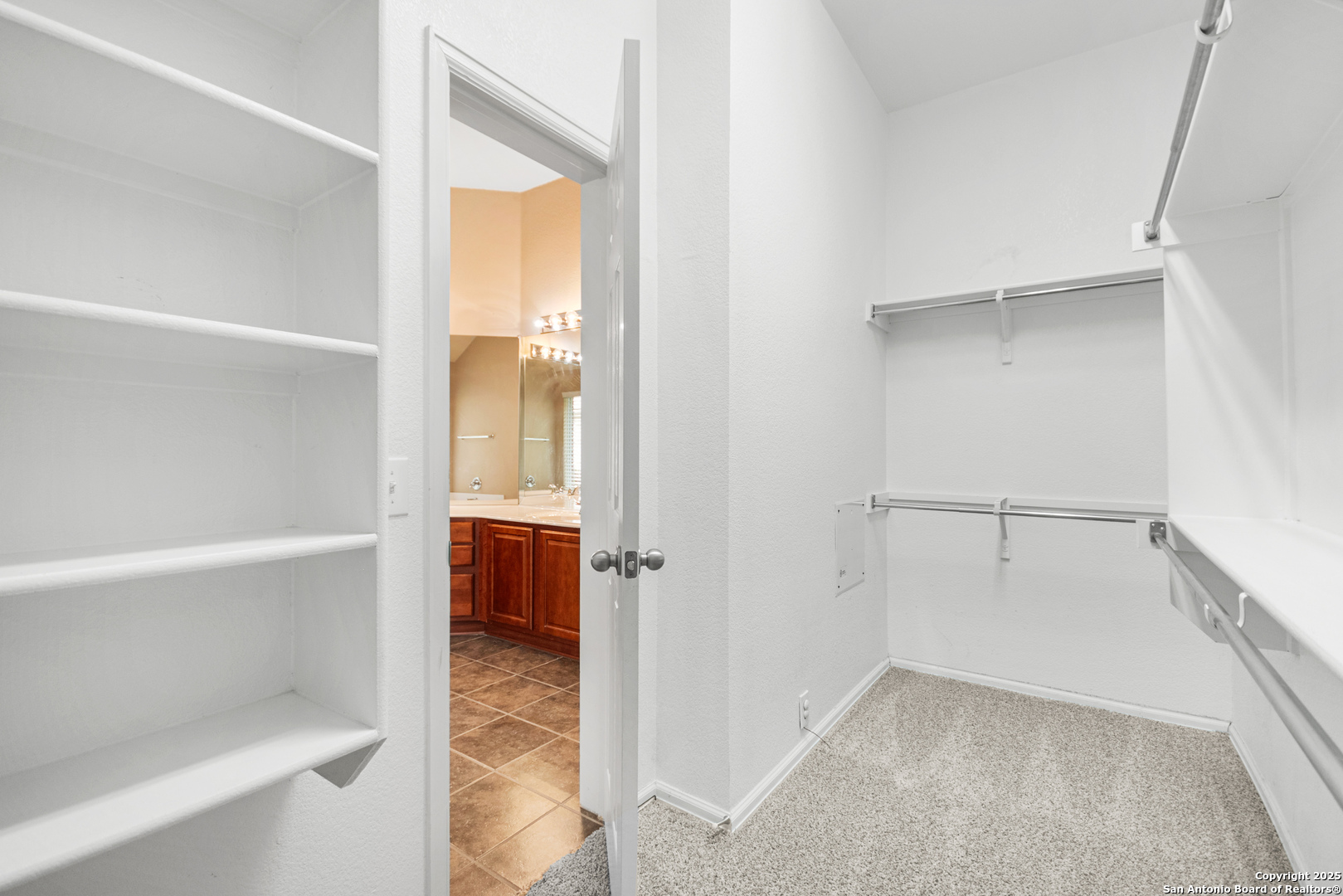 4722 Ranchers Ridge San Antonio TX 78251