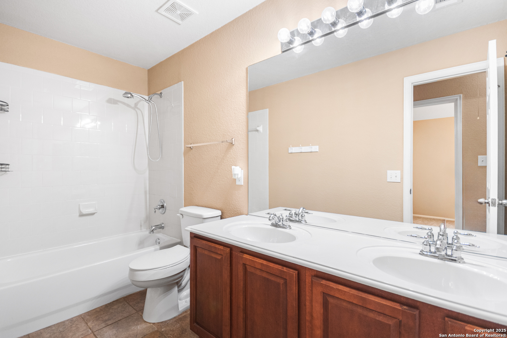 4722 Ranchers Ridge San Antonio TX 78251