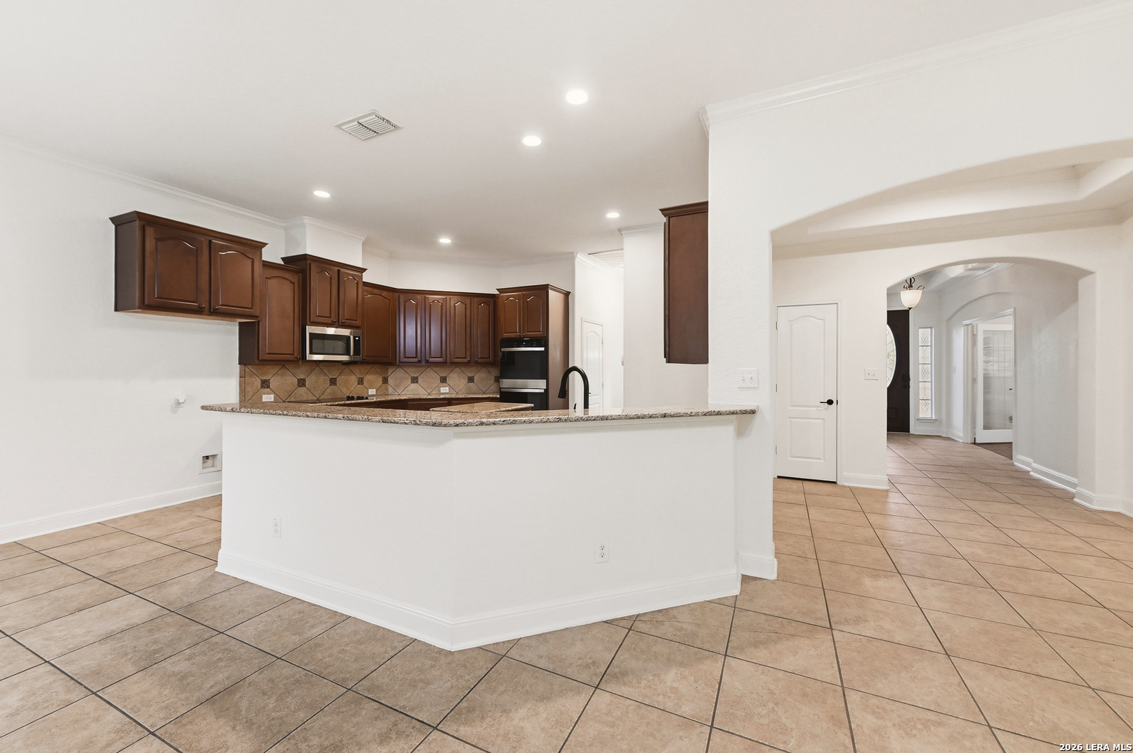 6718 Laura Heights Schertz TX 78154