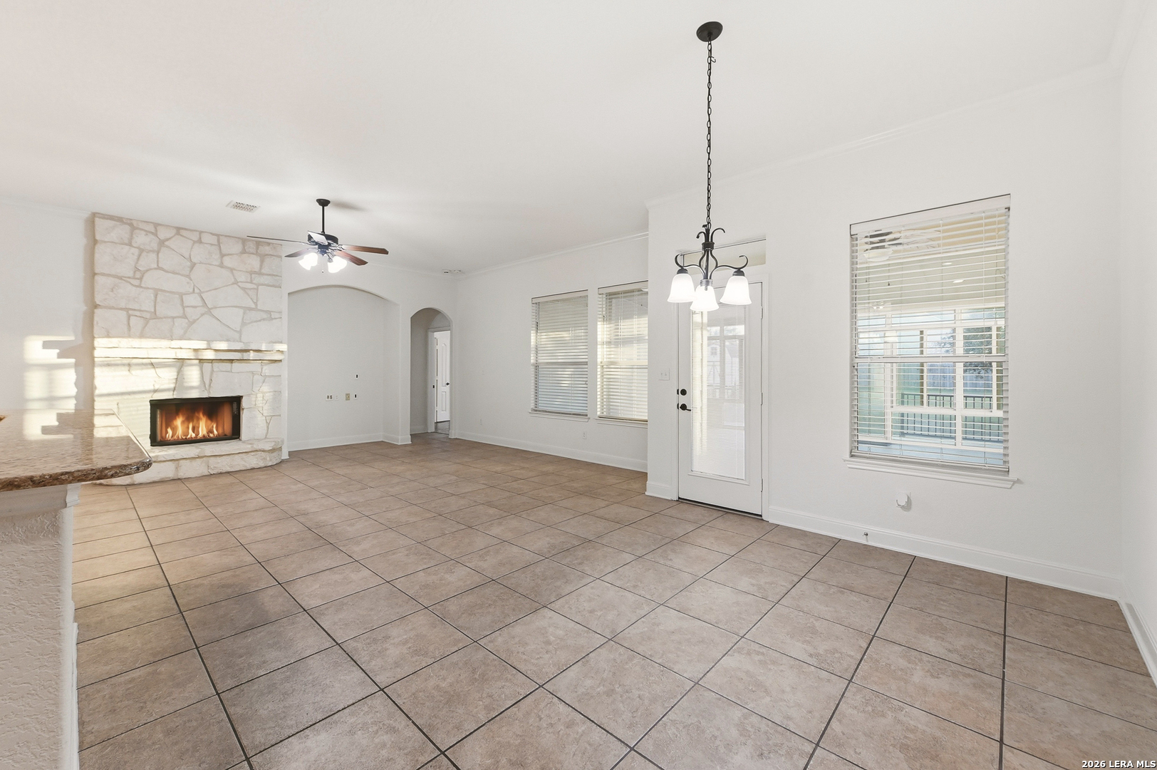 6718 Laura Heights Schertz TX 78154
