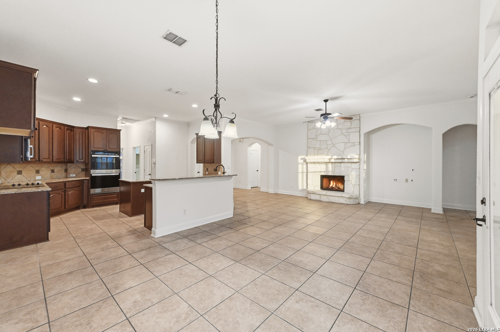 6718 Laura Heights Schertz TX 78154
